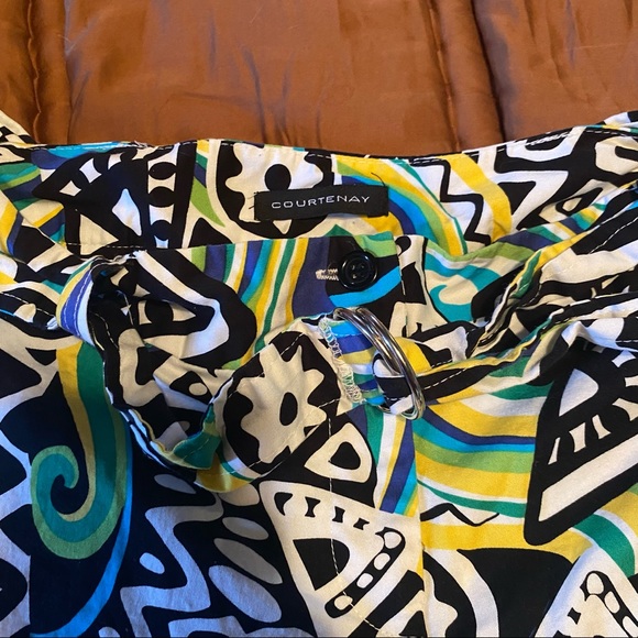 Courtenay Graphic Shorts 10P - Picture 2 of 4